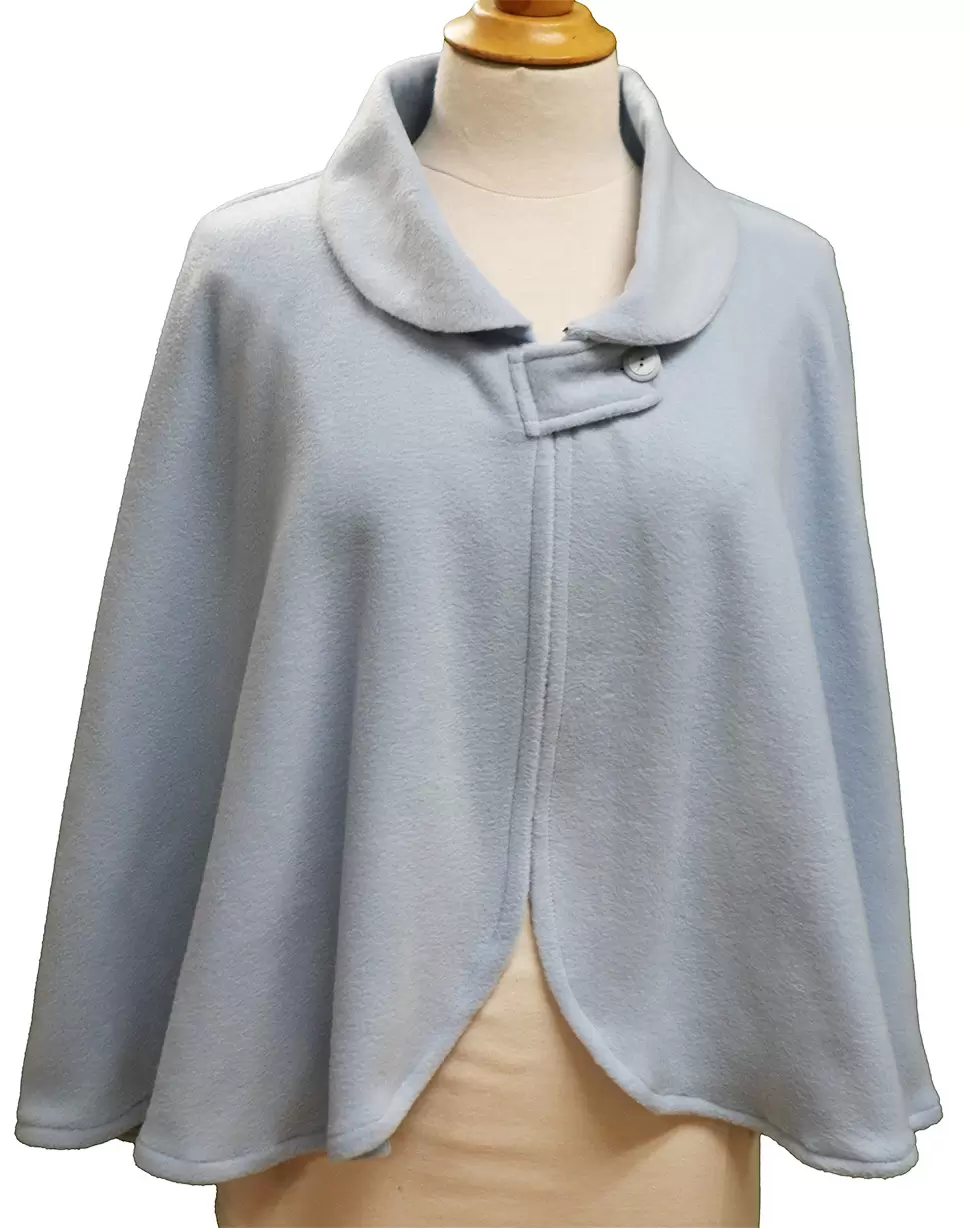 Cape Poncho en Polaire 1445 – Bleu pâle
