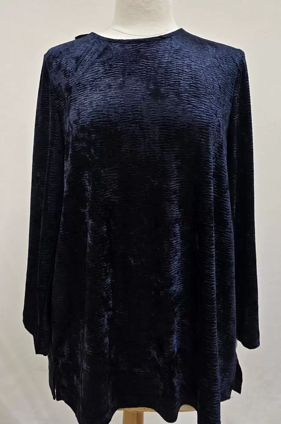 Chandail adapté style 2-3154 – Velour Marine – Image 4