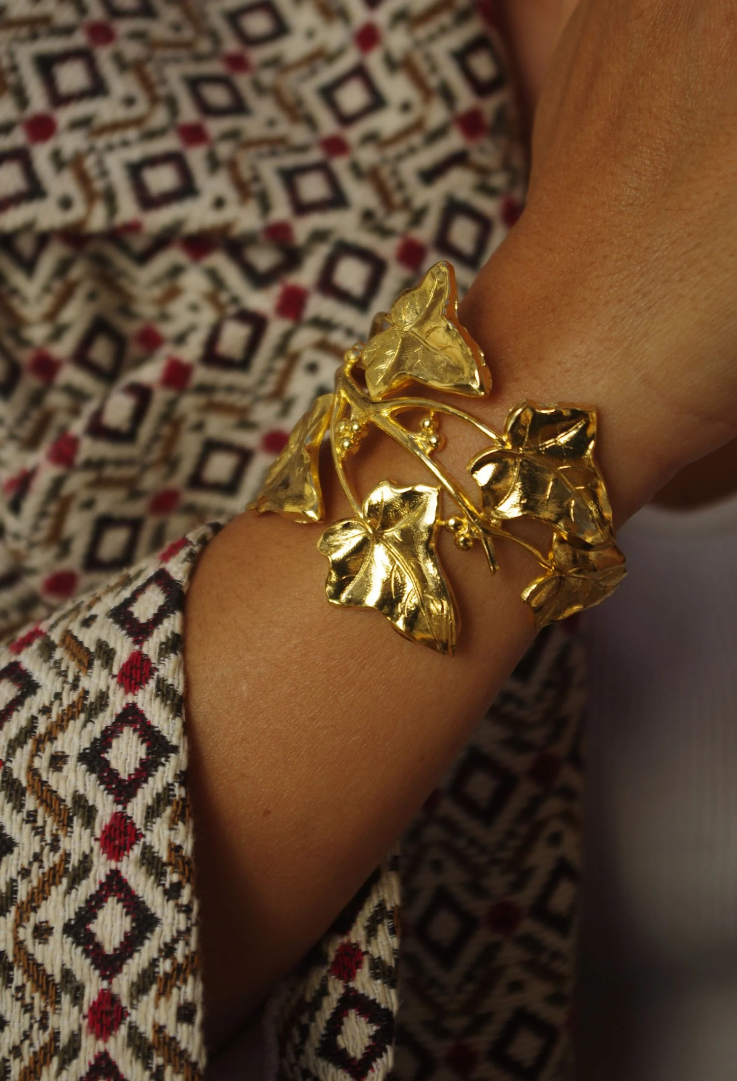 Manchette Lierre Dorée – Image 2