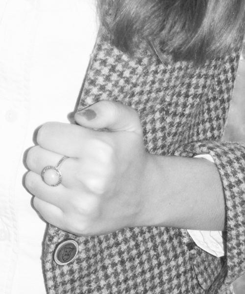 Bague nacre ronde en argent et marcassites - Métron – Image 3