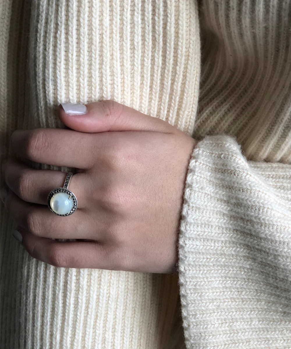 Bague nacre ronde en argent et marcassites - Métron – Image 2