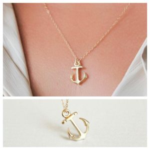Collier femme ancre marine or