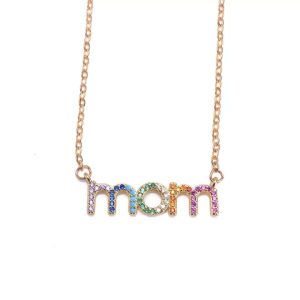 Collier arc en ciel – pendentif maman