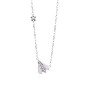 Collier avion de papier en argent