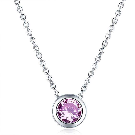 Collier fantaisie violet