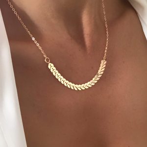 Collier tendance 2024- doré