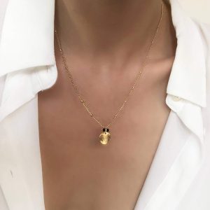 Collier tendance 2024 – médaille swarovski