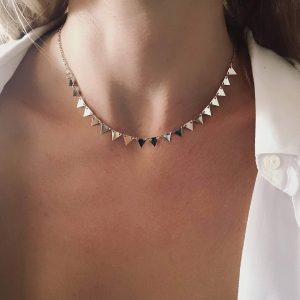 Collier tendance 2024- ras de cou triangle argent