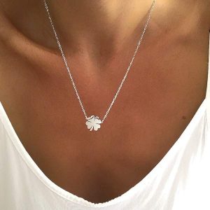 Collier trèfle acier