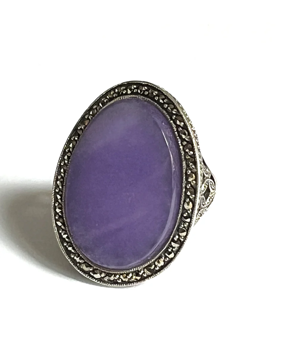 Grosse bague cabochon en jade lavender argent et marcassites art déco