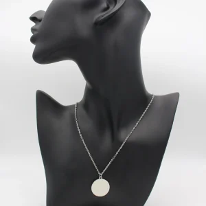 Gravure Collier Gros Médaillon Simple (Taille Femme)