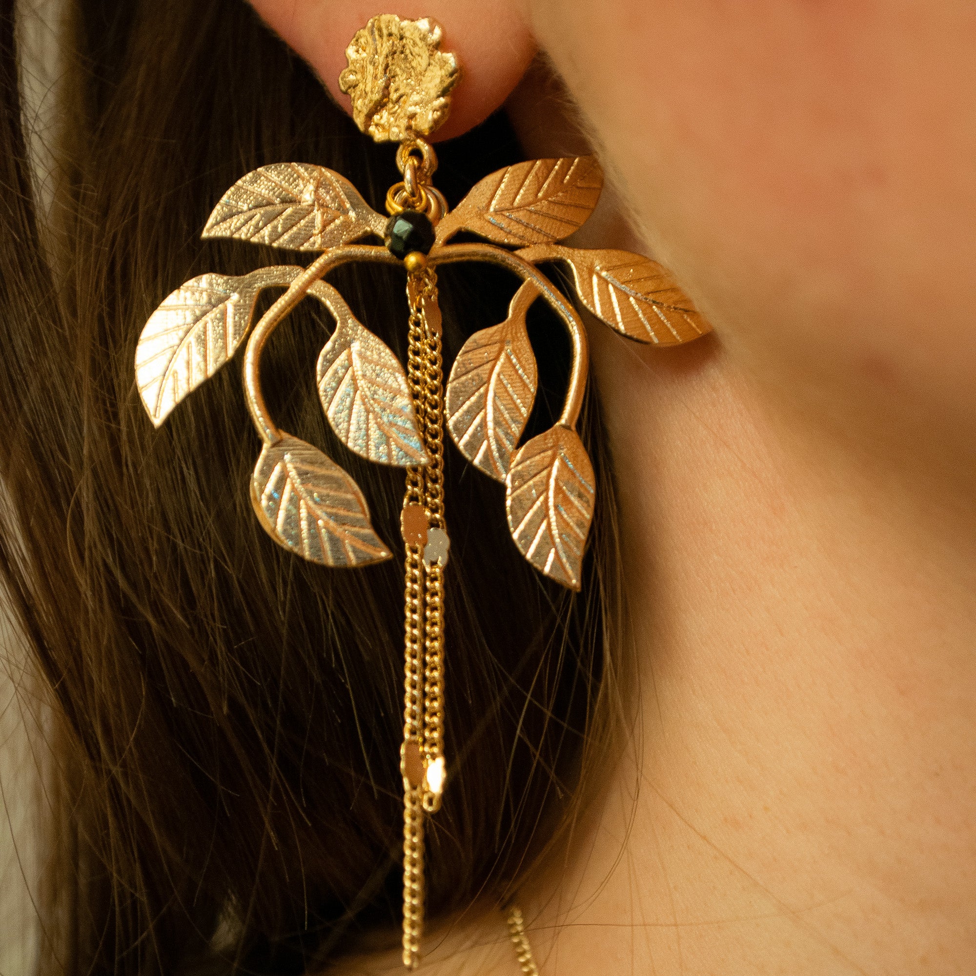 Boucles d'Oreilles Laurier Dorées – Image 3