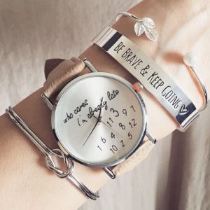 Montre tendance femme beige
