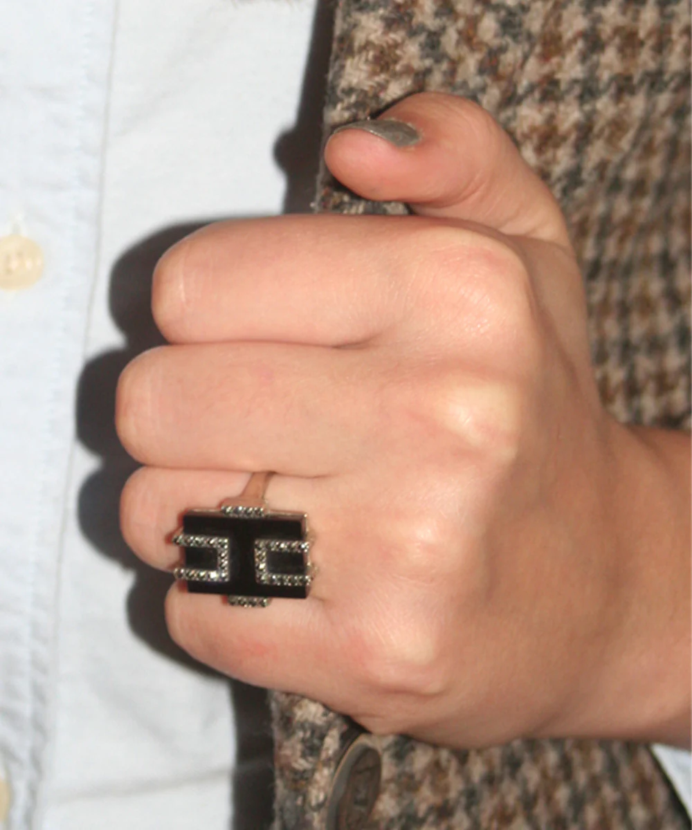 Grande bague onyx rectangulaire art déco en argent et marcassites – Image 2