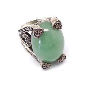Bague art déco jade ornée d'argent et marcassites