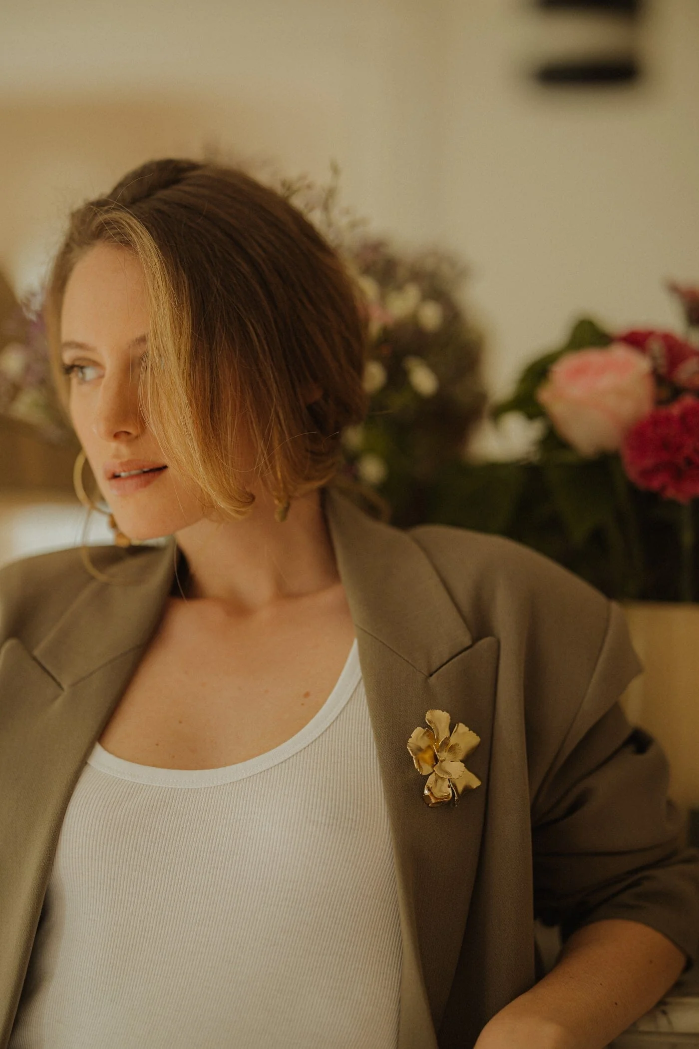 Broche Orphée Or Fleurs – Image 8