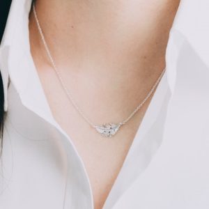 collier femme feuille argent