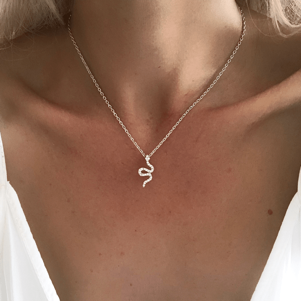 collier pendentif serpent argent