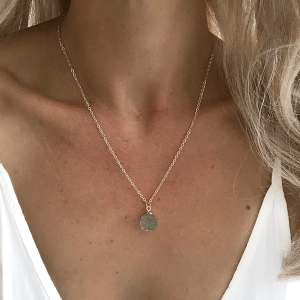 collier pierre verte