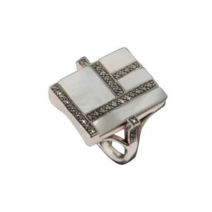 Grosse bague art déco nacre blanche en argent et marcassite
