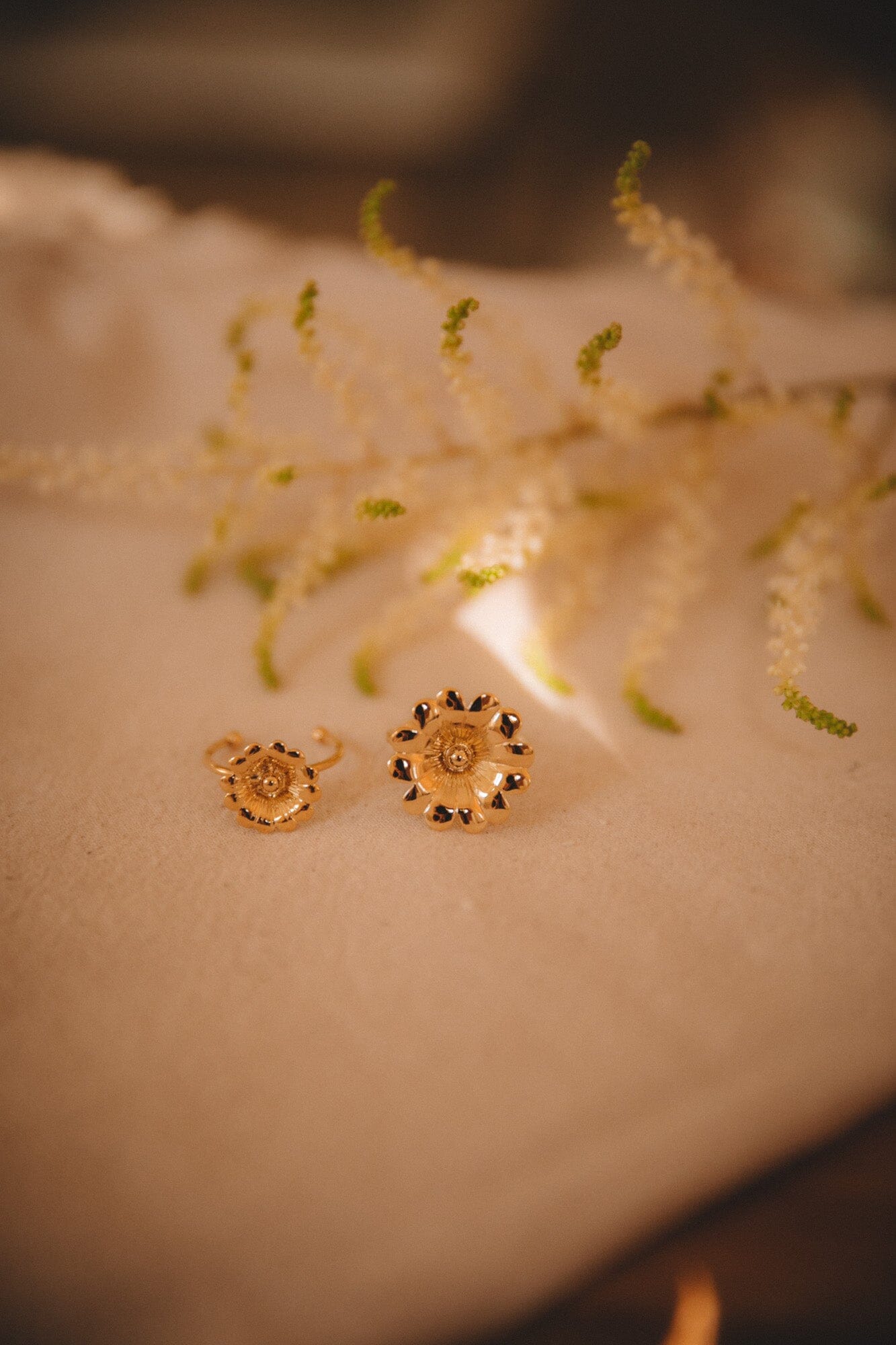 Maxi Bague Théia Or Fleur Ajustable à – Image 7