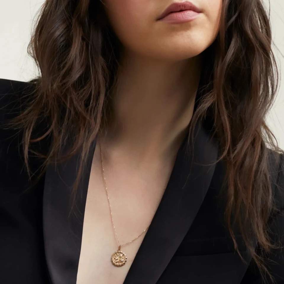 Médaille feuille acier femme – Image 2