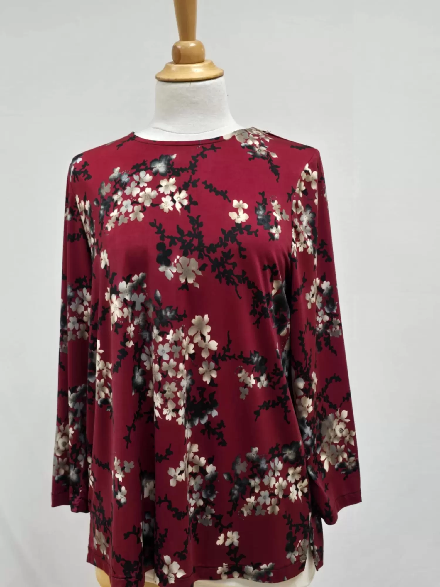 Chandail adapté style 2-3154 – Rouge – Image 3