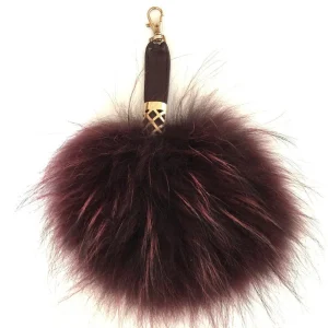 Bijou de sac pompon en marmotte et cuir bordeau - Editions LESSisRARE